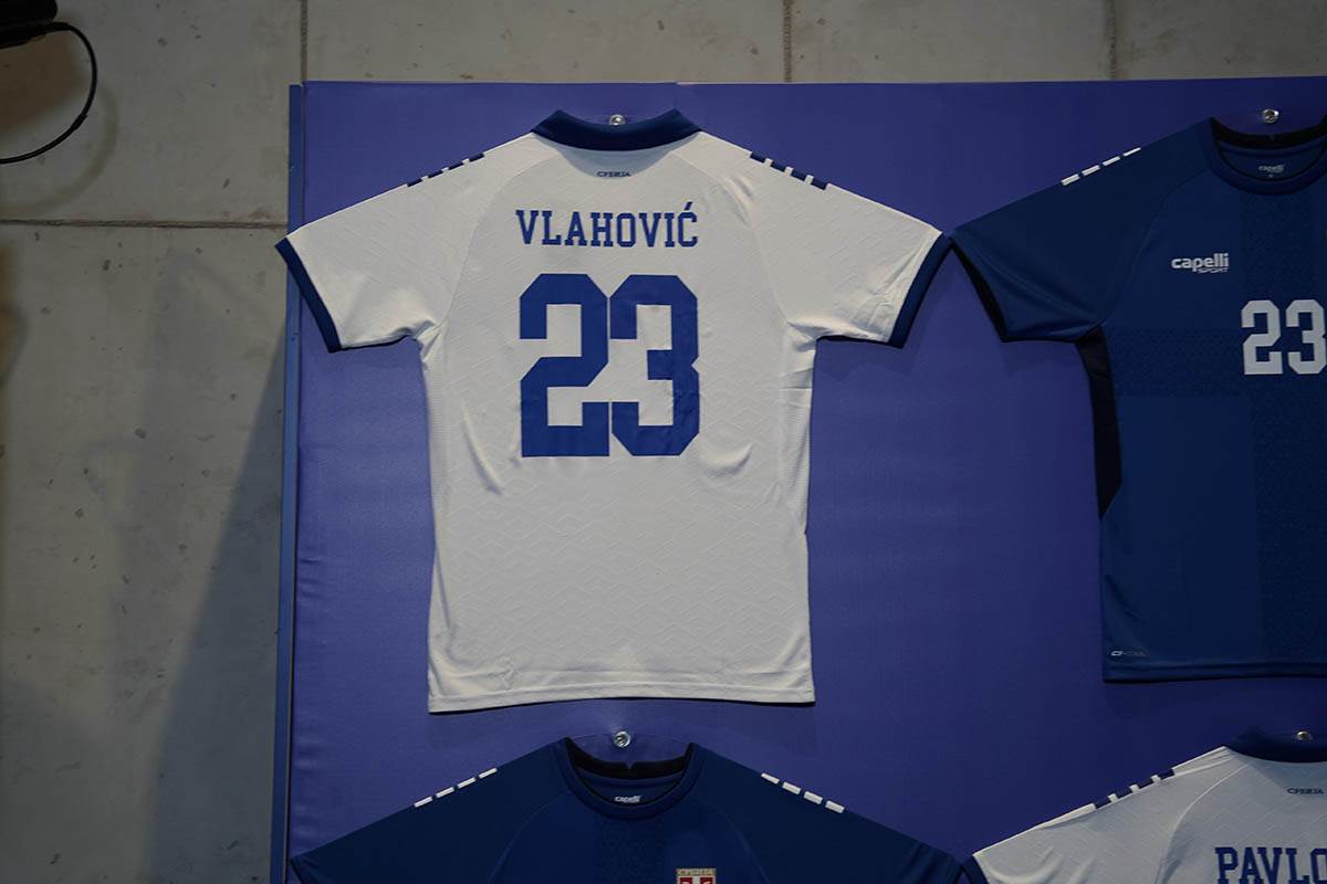 Promocija novih dresova FSS (8).jpg