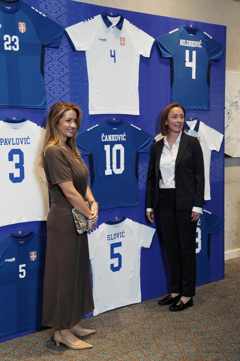 Promocija novih dresova FSS (7).jpg