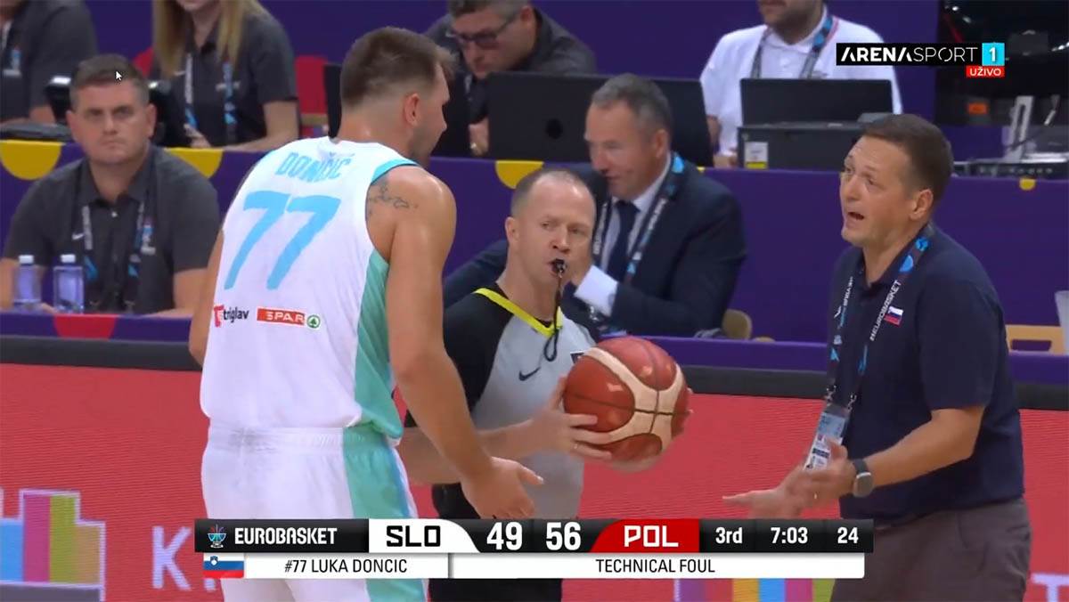 Luka Dončić jurio na sudije na Eurobasketu (3).jpg