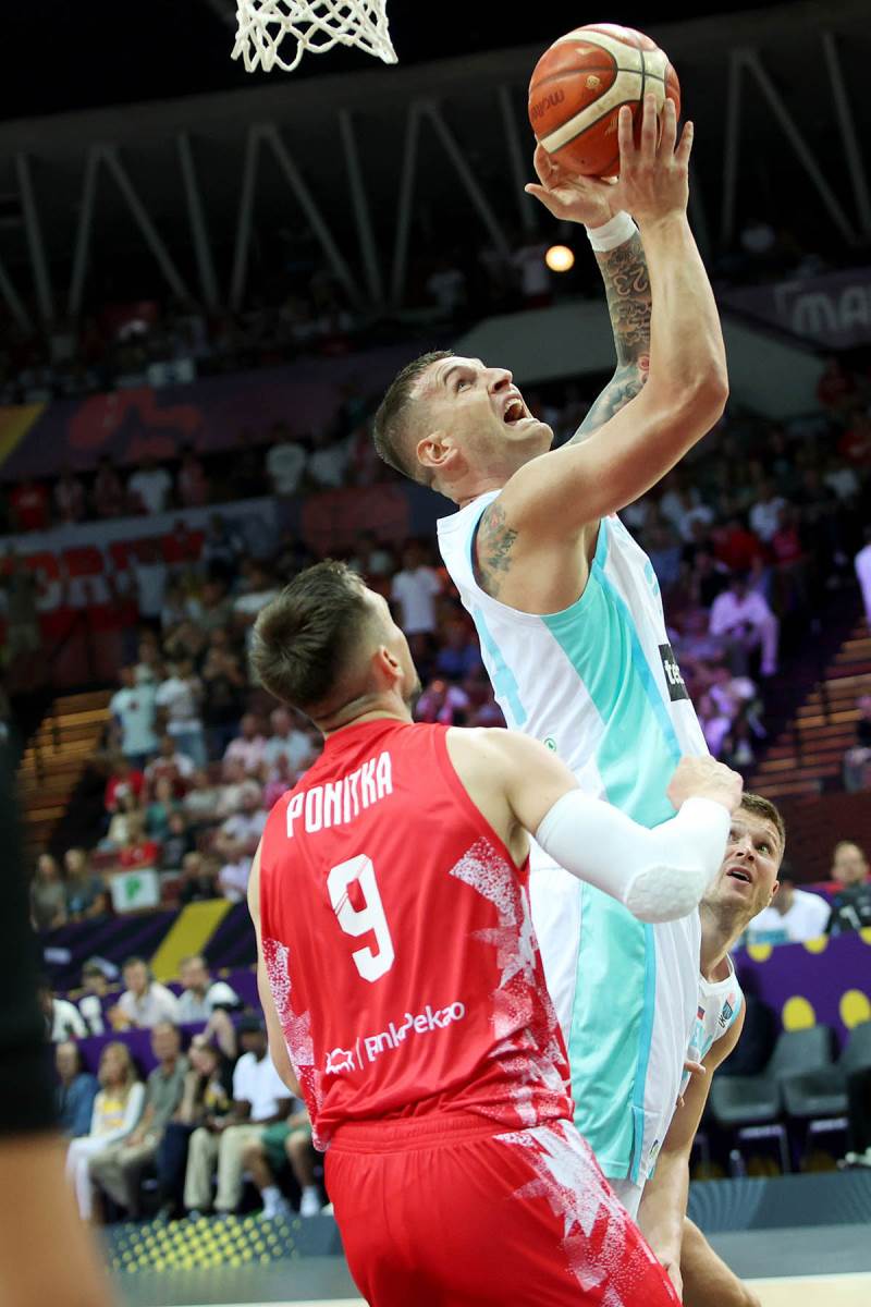 Slovenija - Poljska (4).jpg