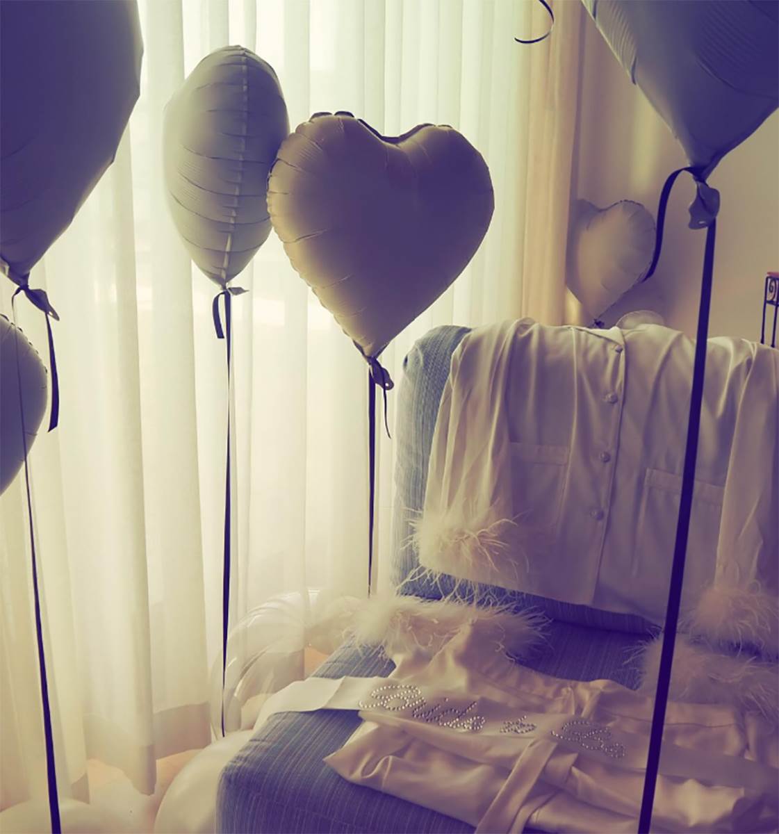 Selena Gomez luduje pred venčanje isplivale slike sa devojačkog putovanja