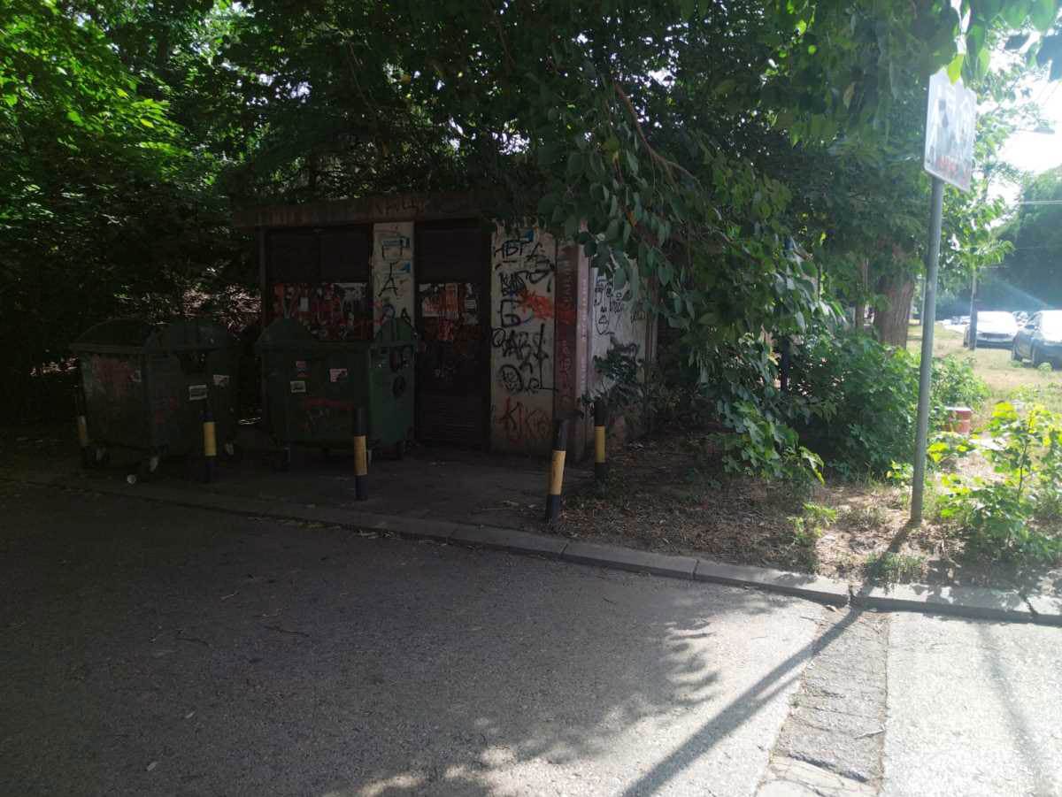 mesto gde je pronađena beba u Zemunu (5).jpg