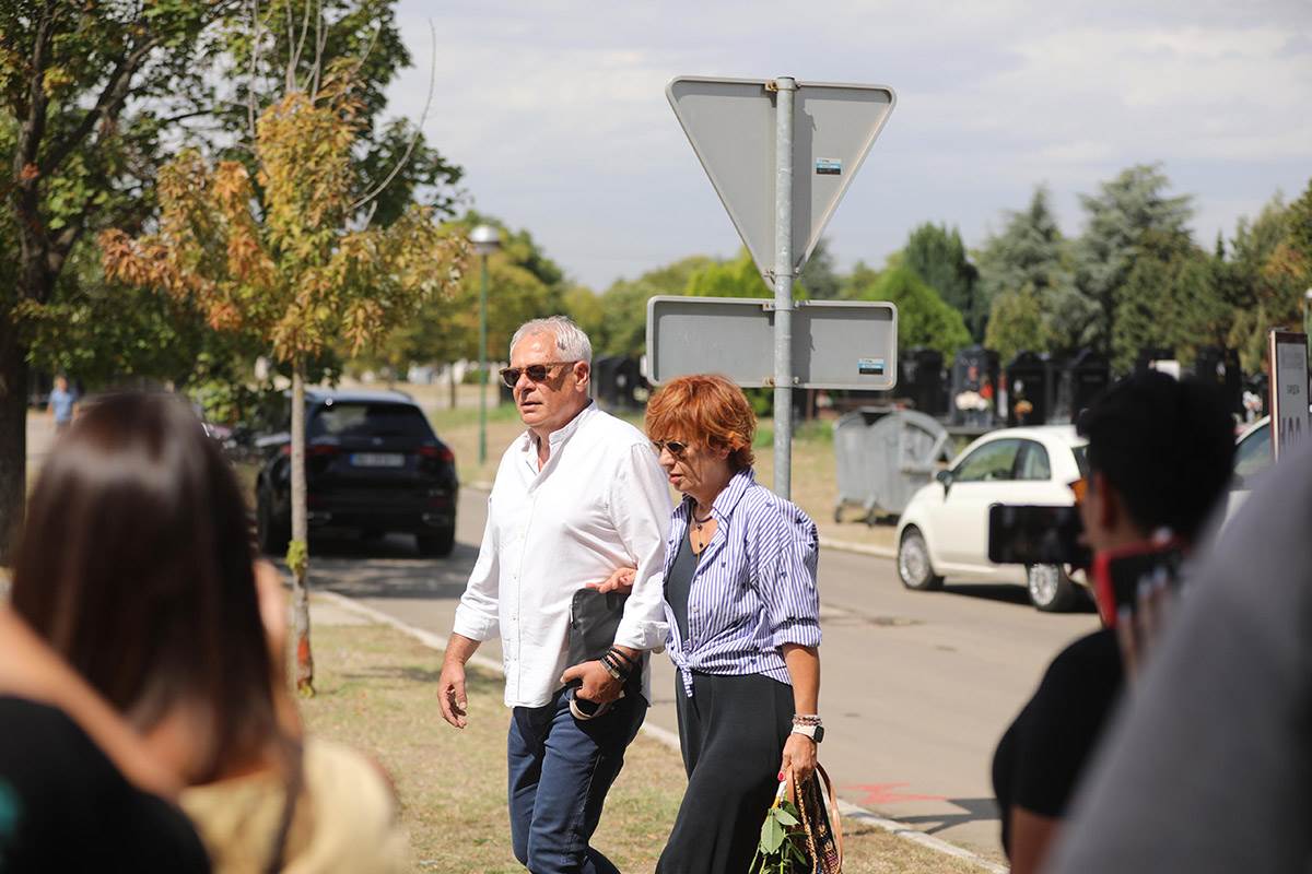 Goran Šljivić novi direktor Granda sa ženom (1).jpg