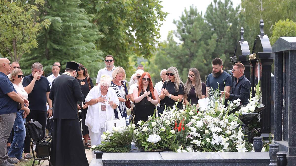 Pomen Saši Popoviću.jpg