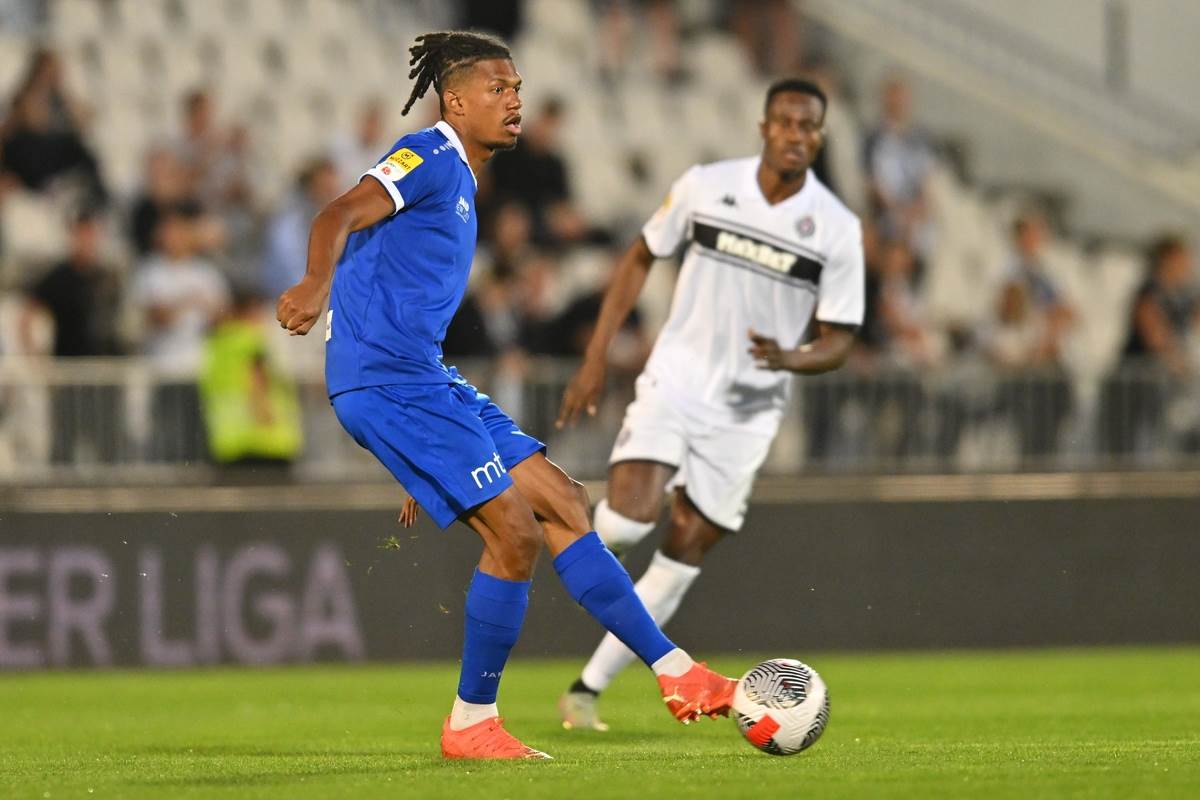 Partizan - Radnik Surdulica (1).JPG