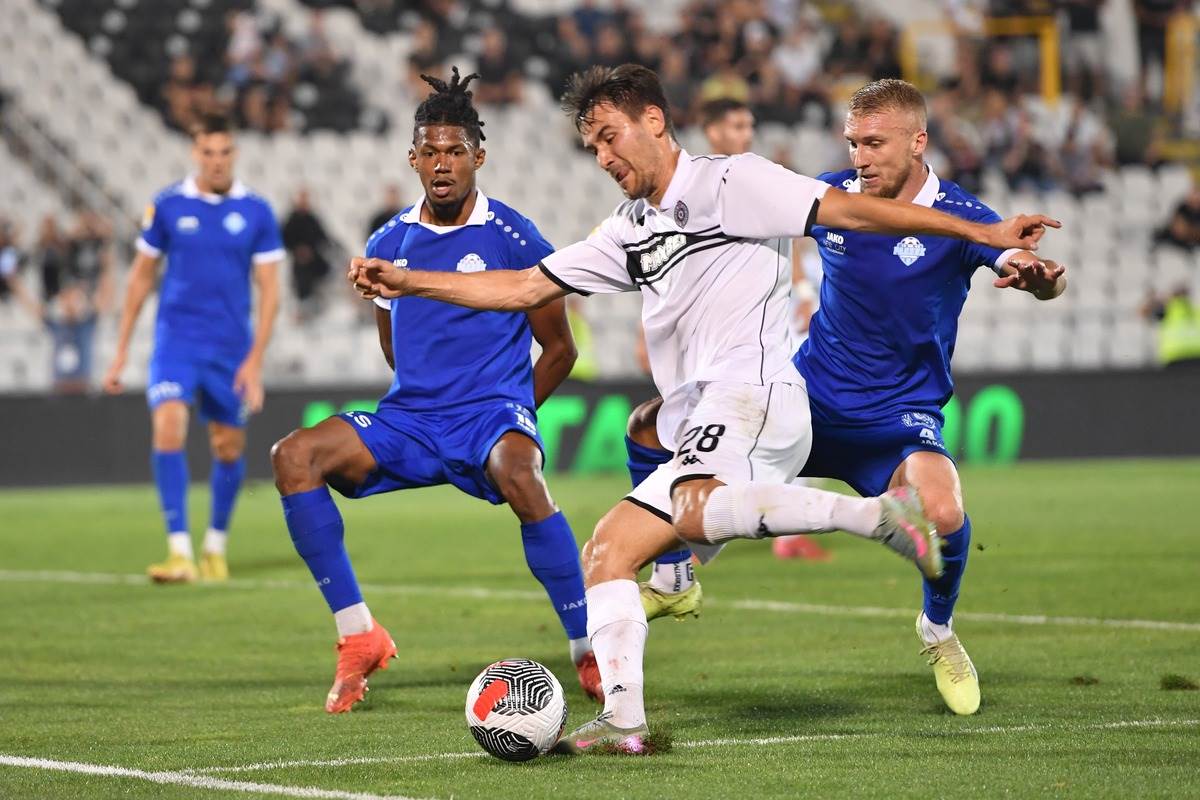 Partizan - Radnik Surdulica  (14).JPG