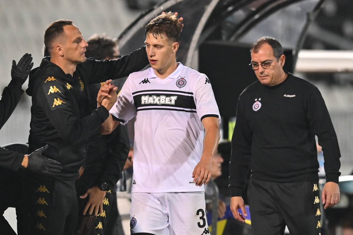 Partizan - Radnik Surdulica  (24).JPG