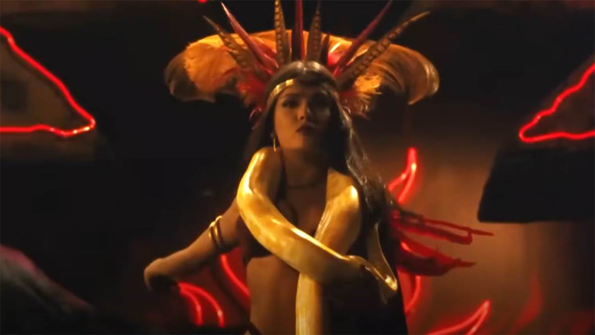 Salma Hajek u filmu Od sumraka do svitanja (1).jpg