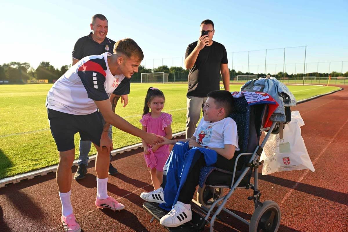 Prvi trening fudbalske reprezentacije Srbije u Staroj Pazovi 5.jpg