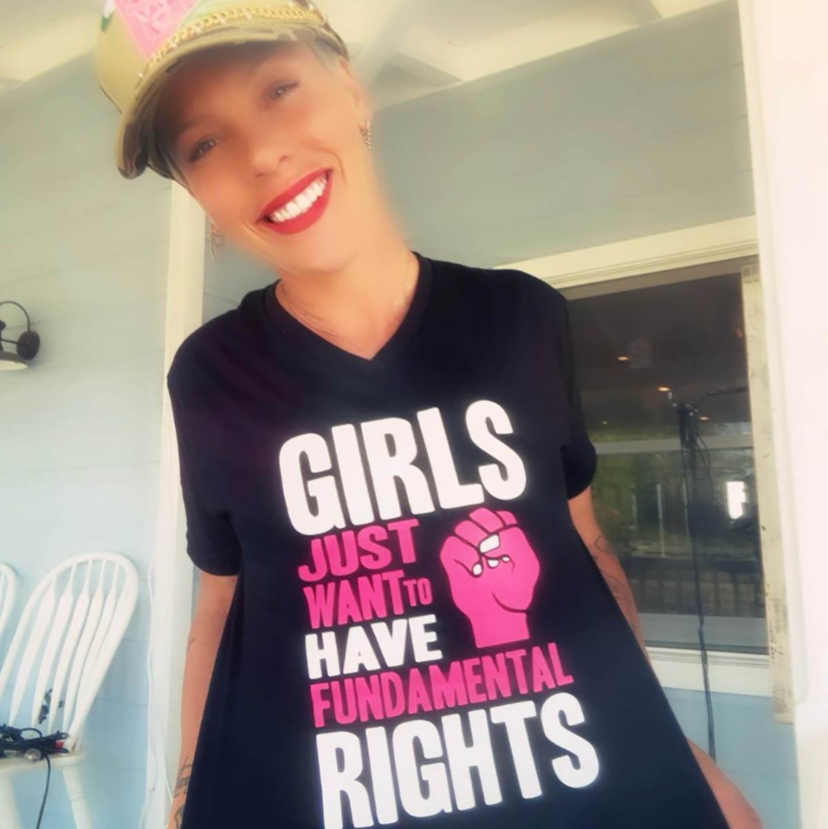 Pink pevačica (5).jpg