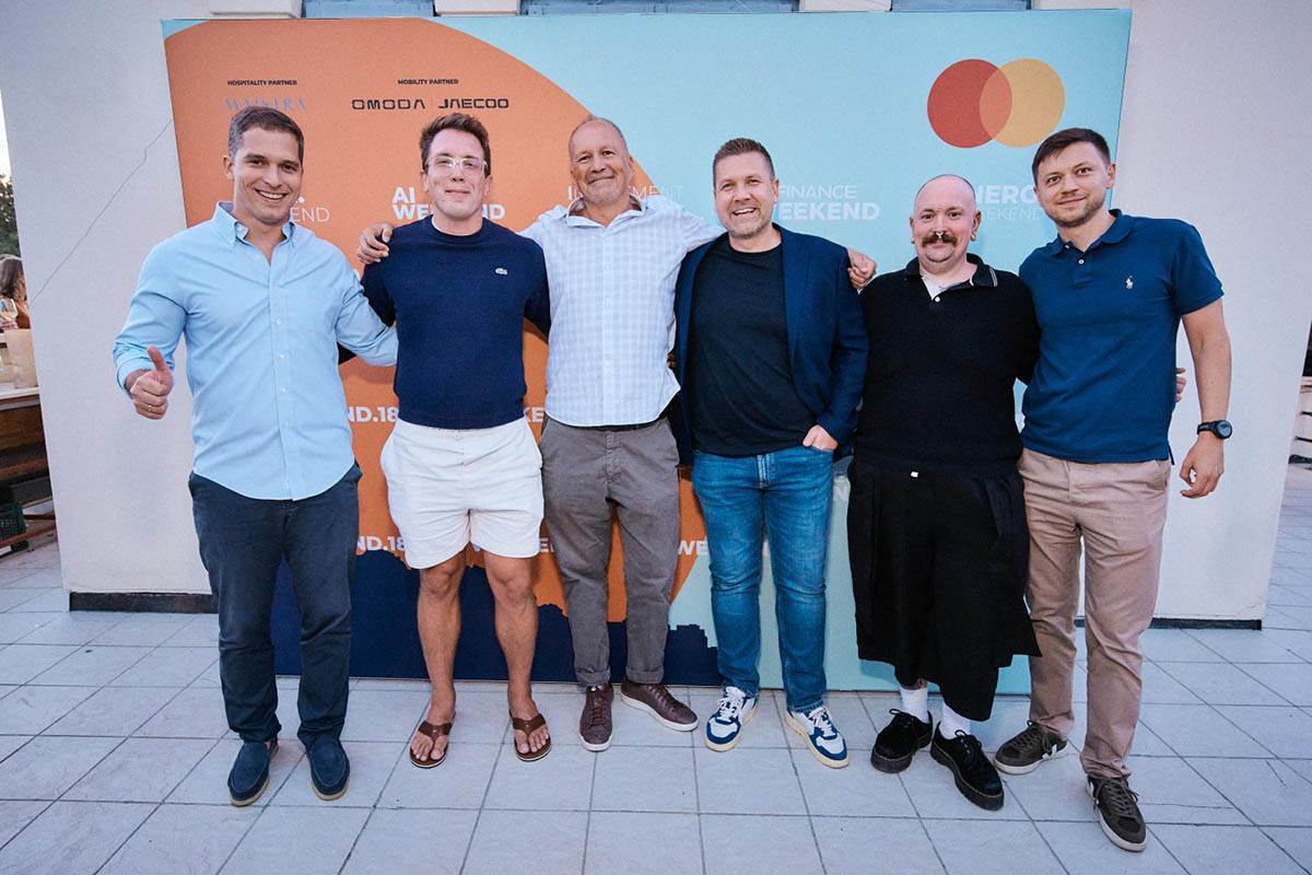 Weekend.18 team copy.jpg