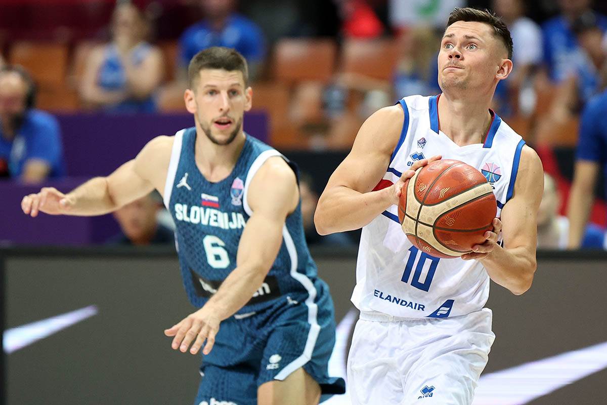 Slovenija Island (1).jpg