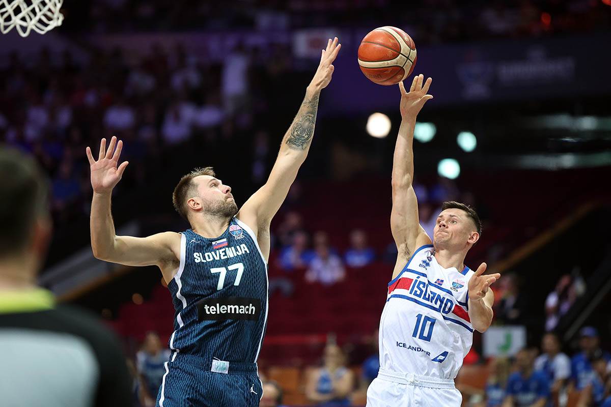 Slovenija Island (2).jpg