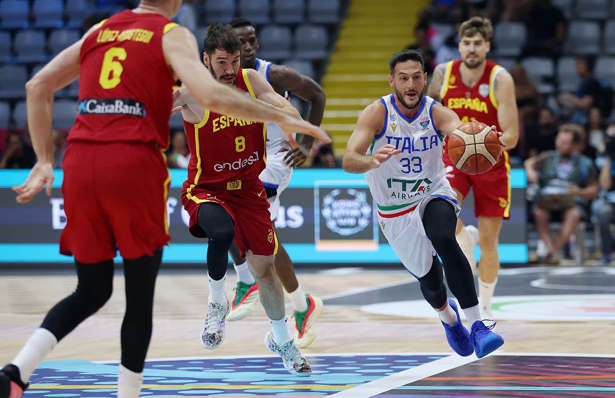 Italija Španija Eurobasket (15).jpg