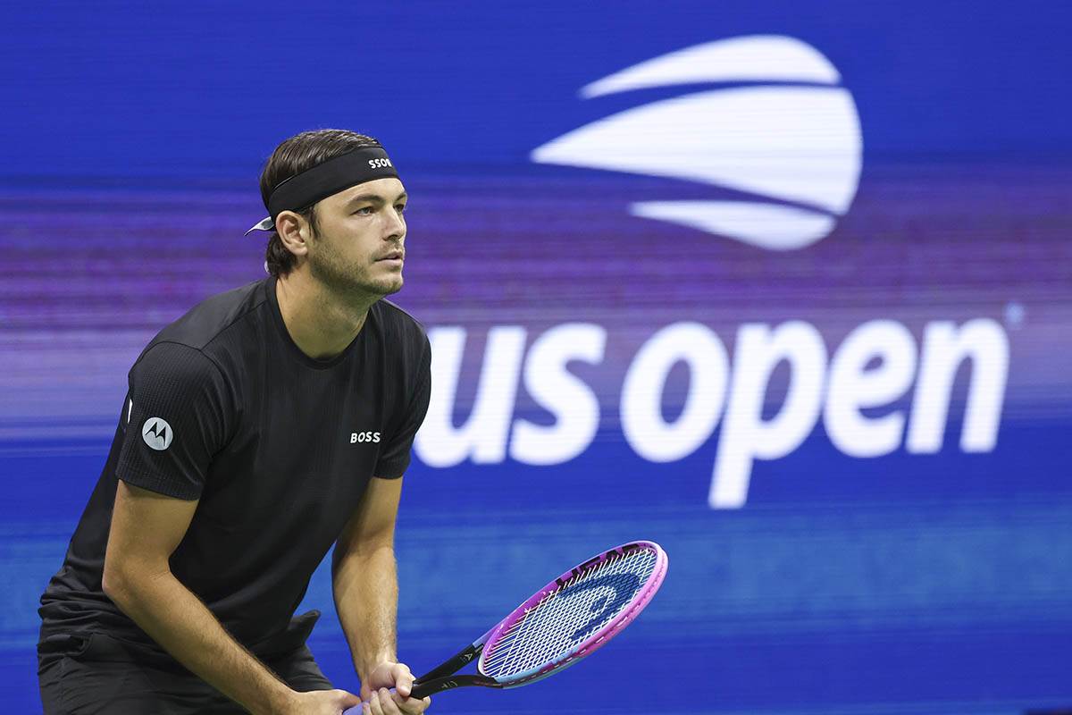 Novak Đoković Tejlor Fric (2).jpg