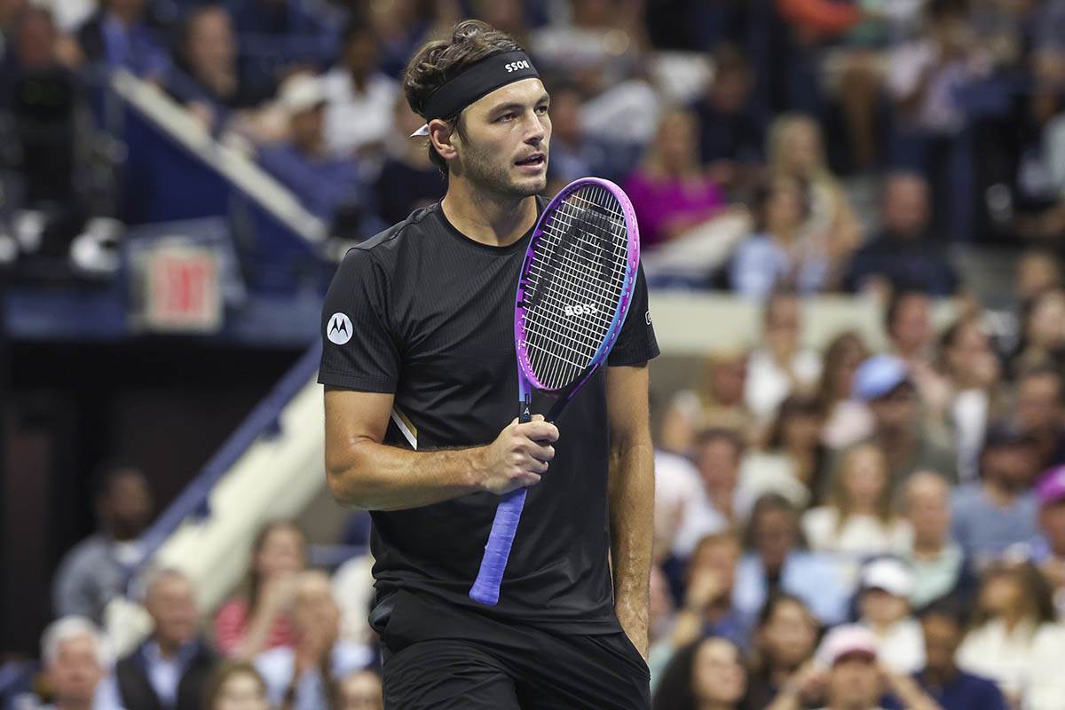 Novak Đoković Tejlor Fric (7).jpg