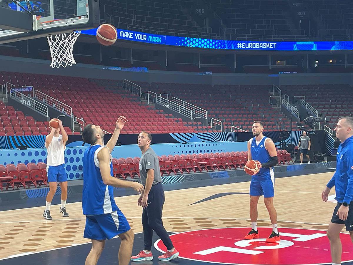 Trening Srbije pred Tursku na dan utakmice (4).jpg