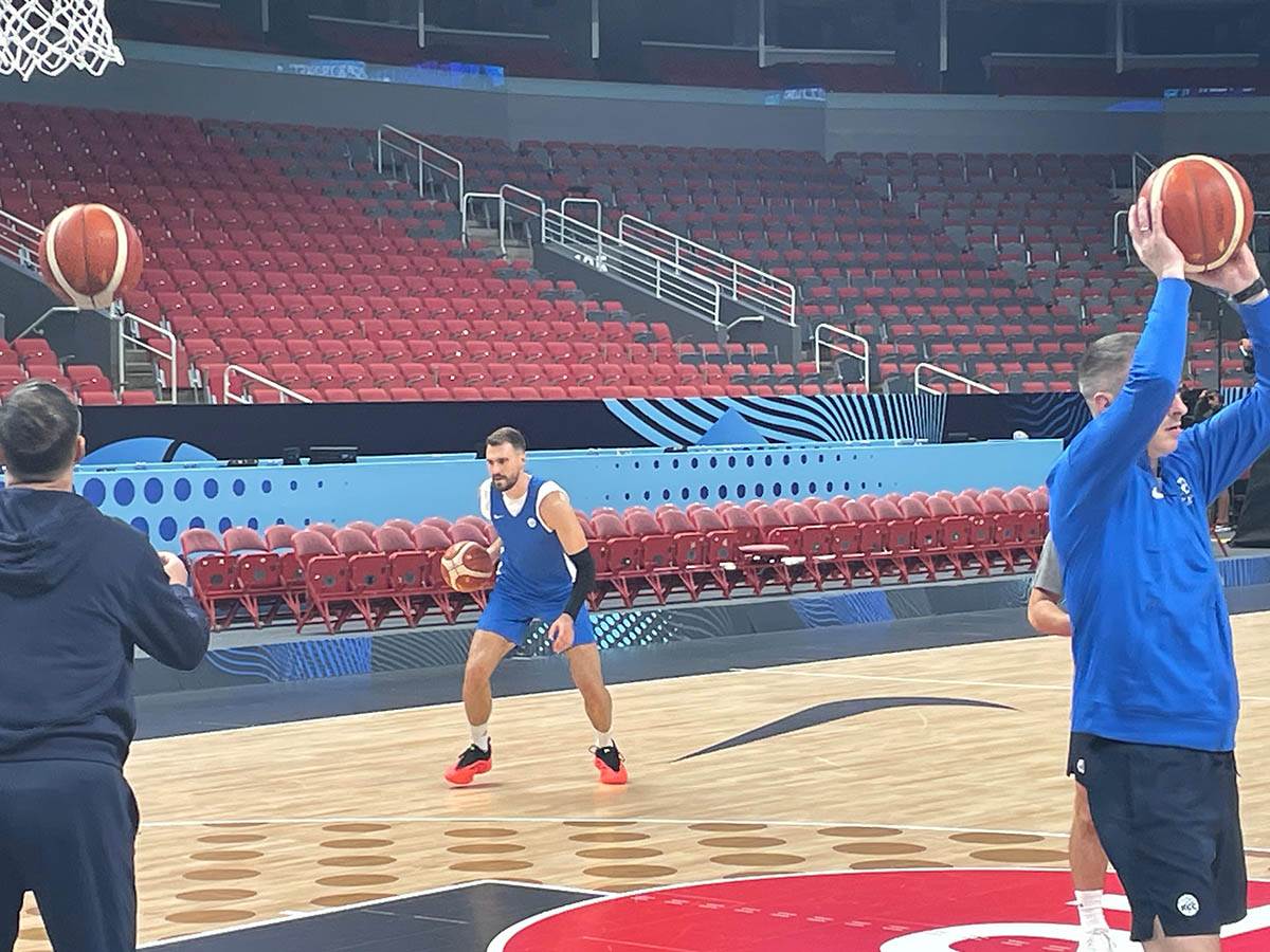 Trening Srbije pred Tursku na dan utakmice (7).jpg