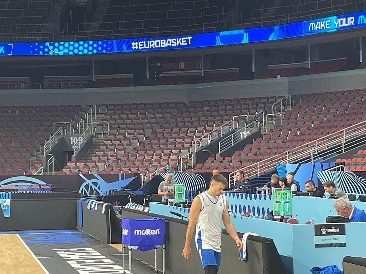 Trening Srbije pred Tursku na dan utakmice (15).jpg