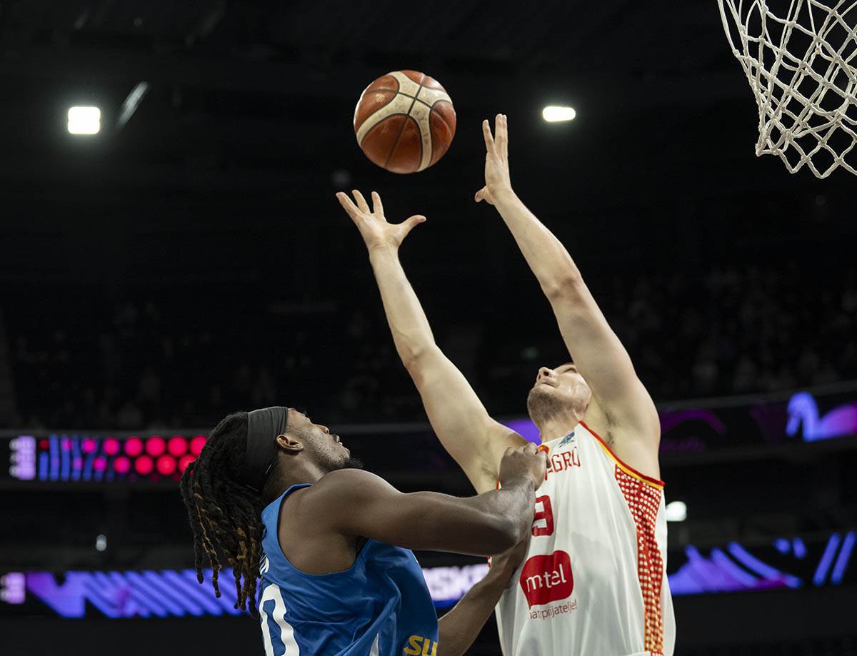 Crna Gora - Velika Britanija (10).jpg