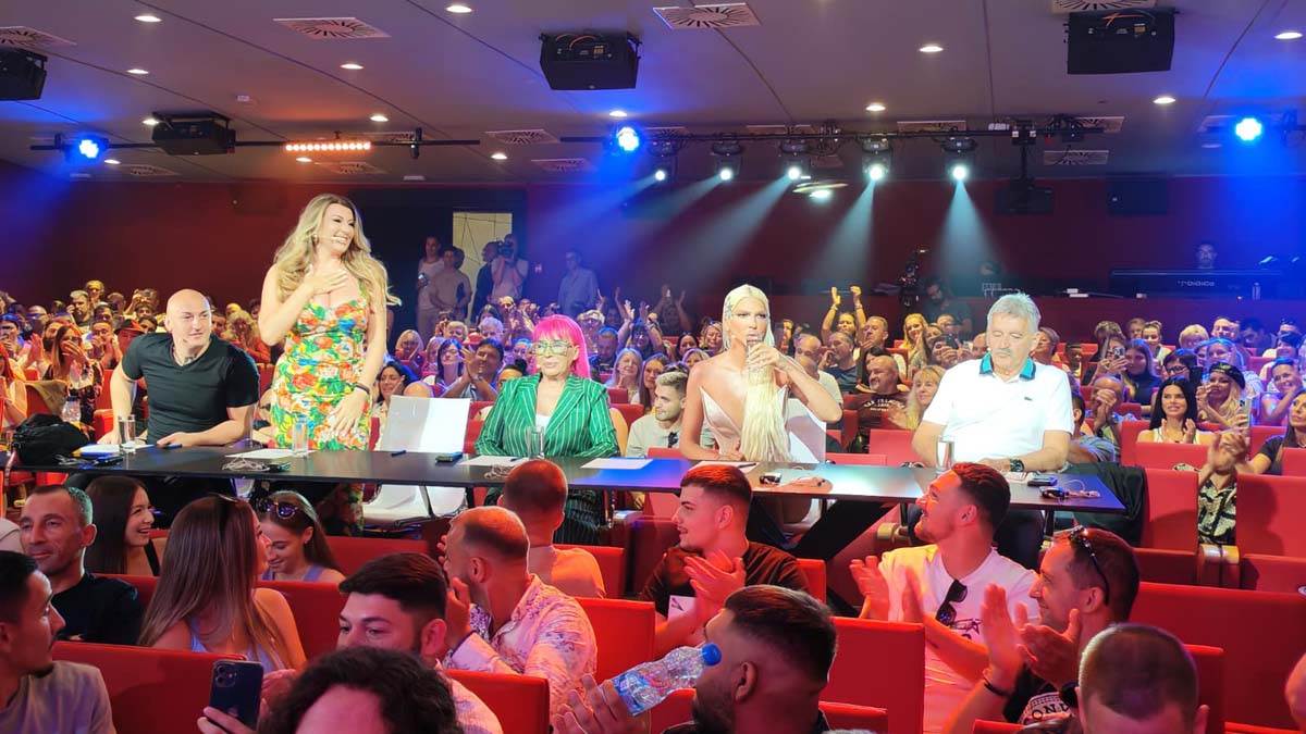 Žiri %22Pinkovih zvezda%22 3.jpg