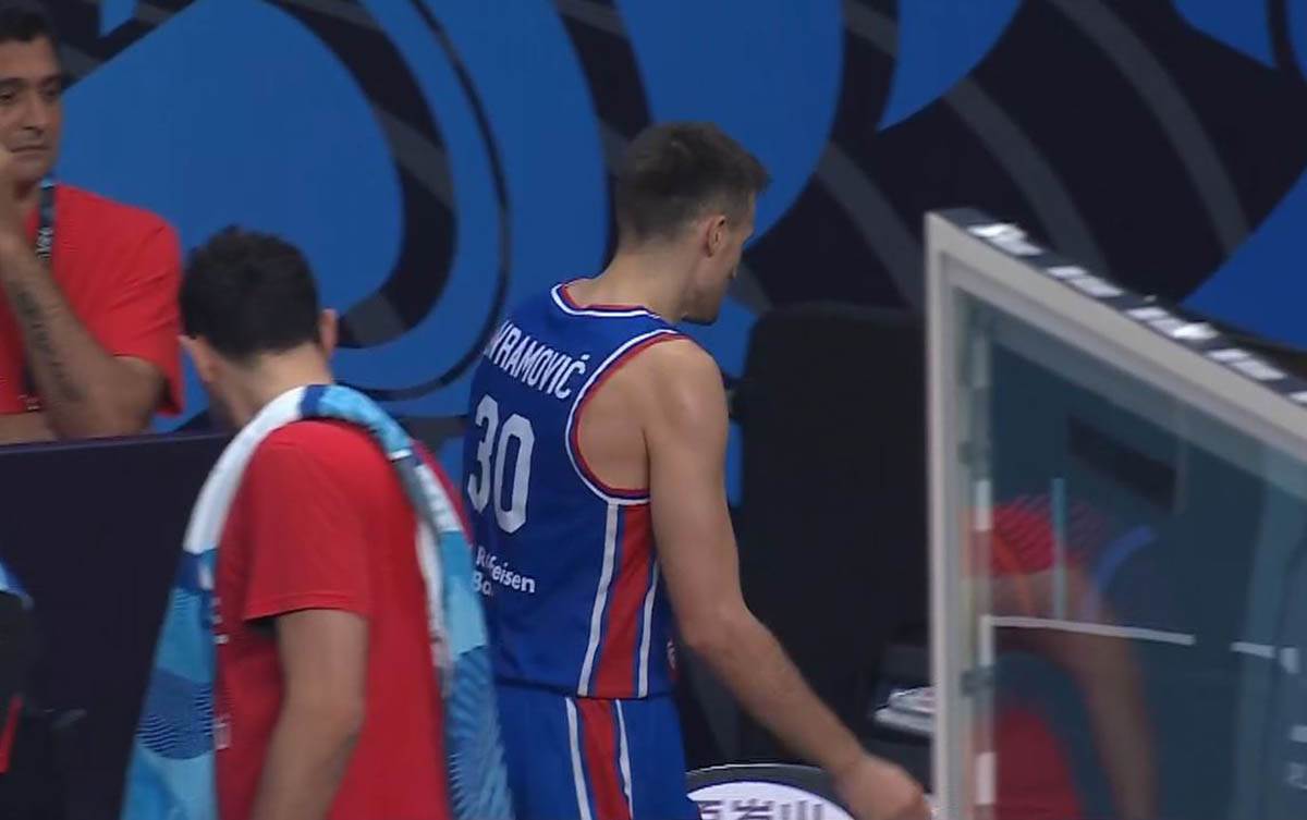 Aleksa Avramović ide u tunel zbog povrede na Eurobasketu