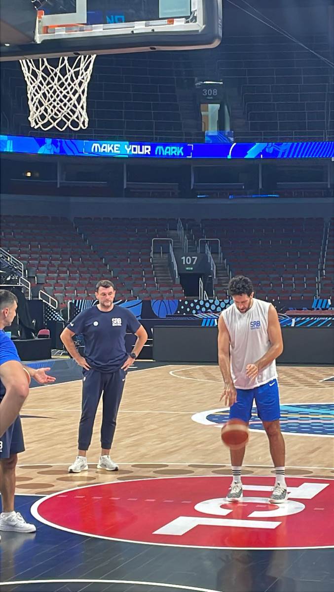 Vasilije Micić trening u Rigi (17).jpg