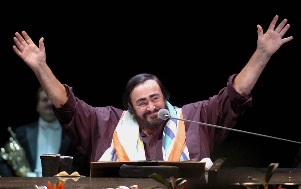 Lučano Pavaroti (2).jpg