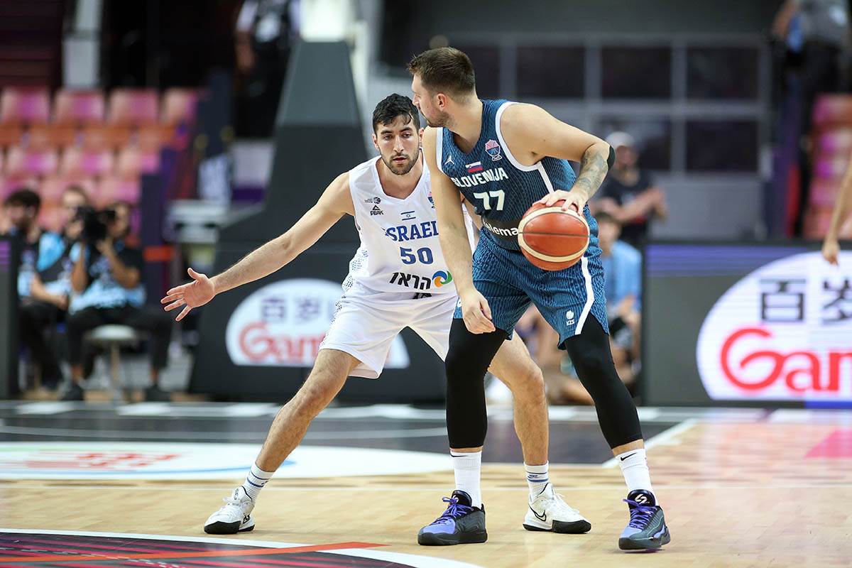 Slovenija, Izrael, Eurobasket (7).jpg