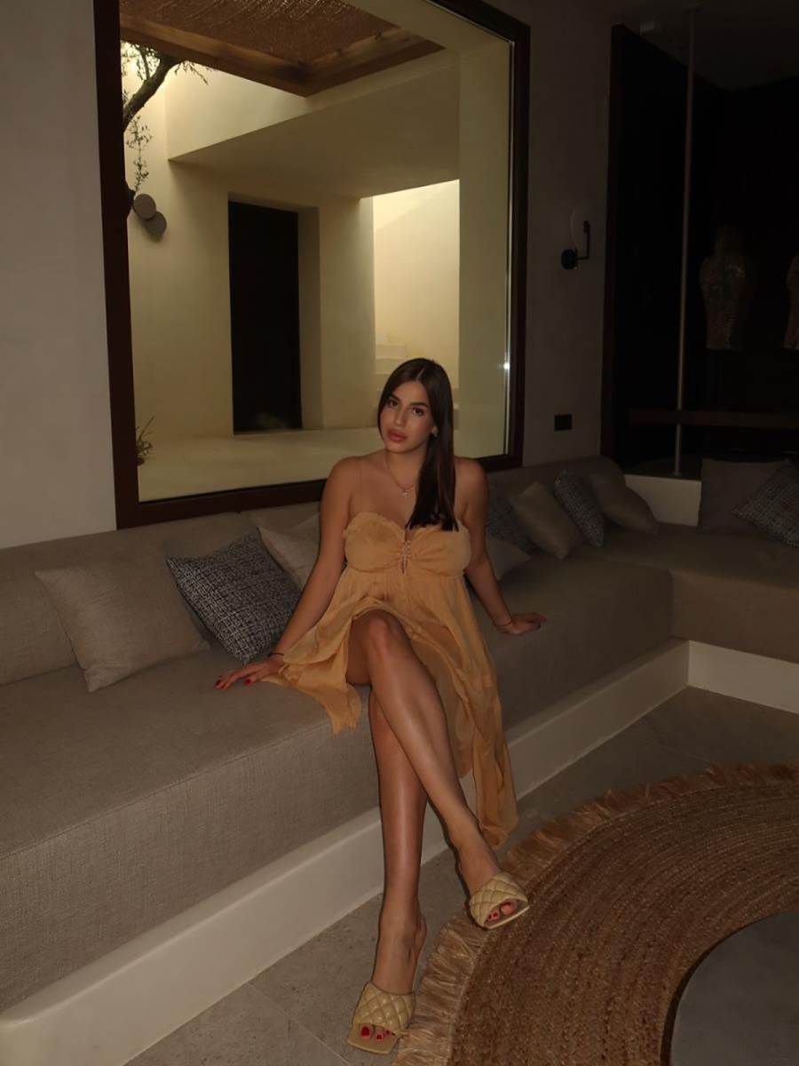 Una Čolić  na letovanju (5).jpg