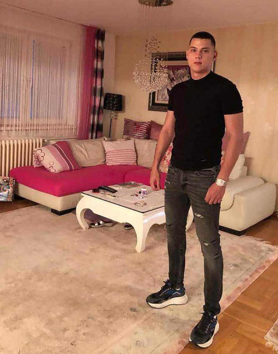 Stan Zlate Petrović (3).jpg