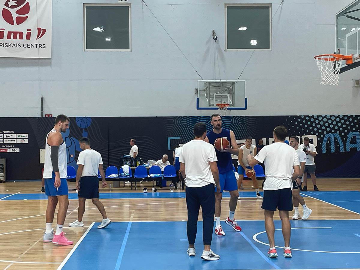 Trening Srbije pred Finsku (18).jpg