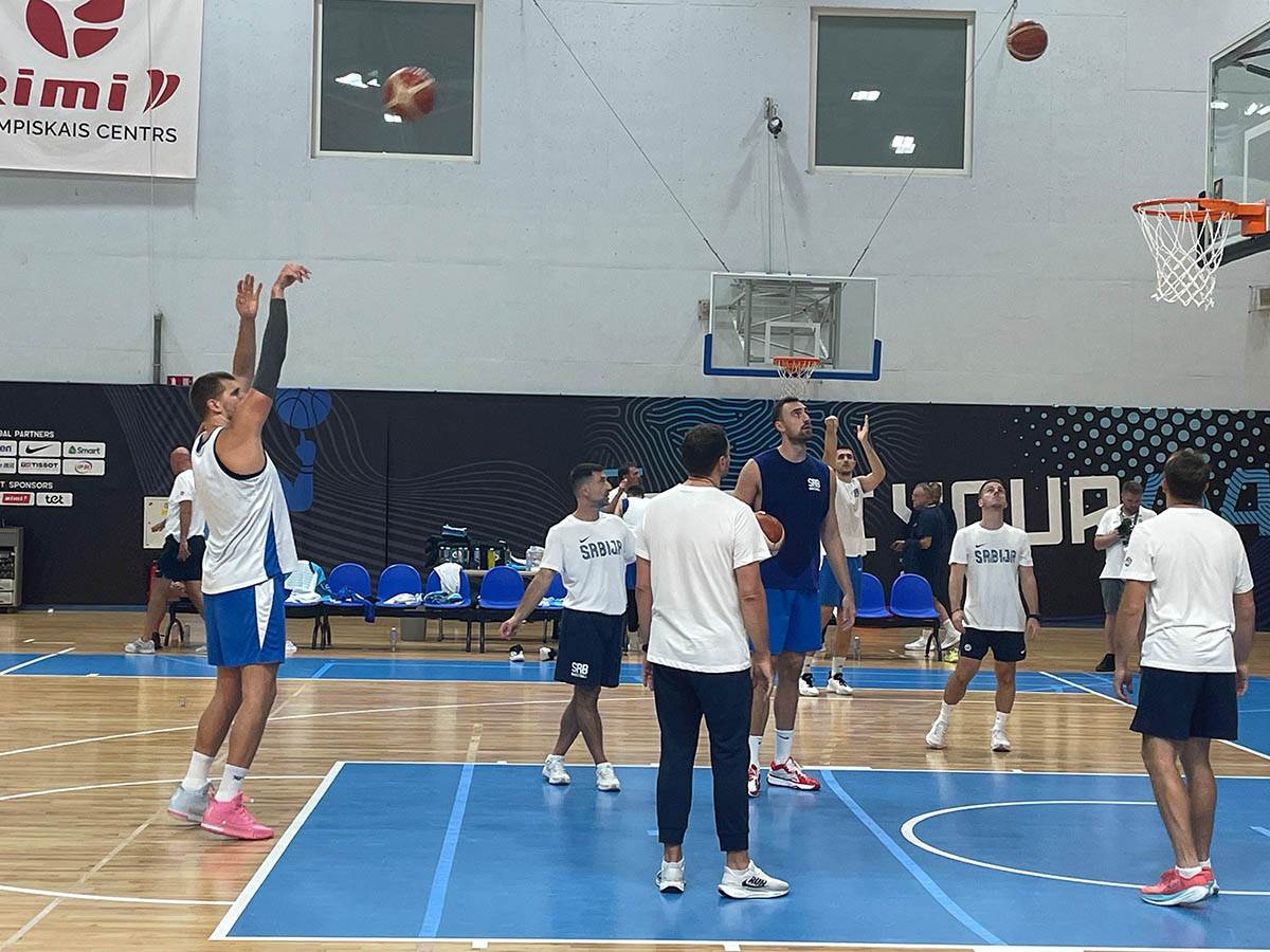 Trening Srbije pred Finsku (22).jpg