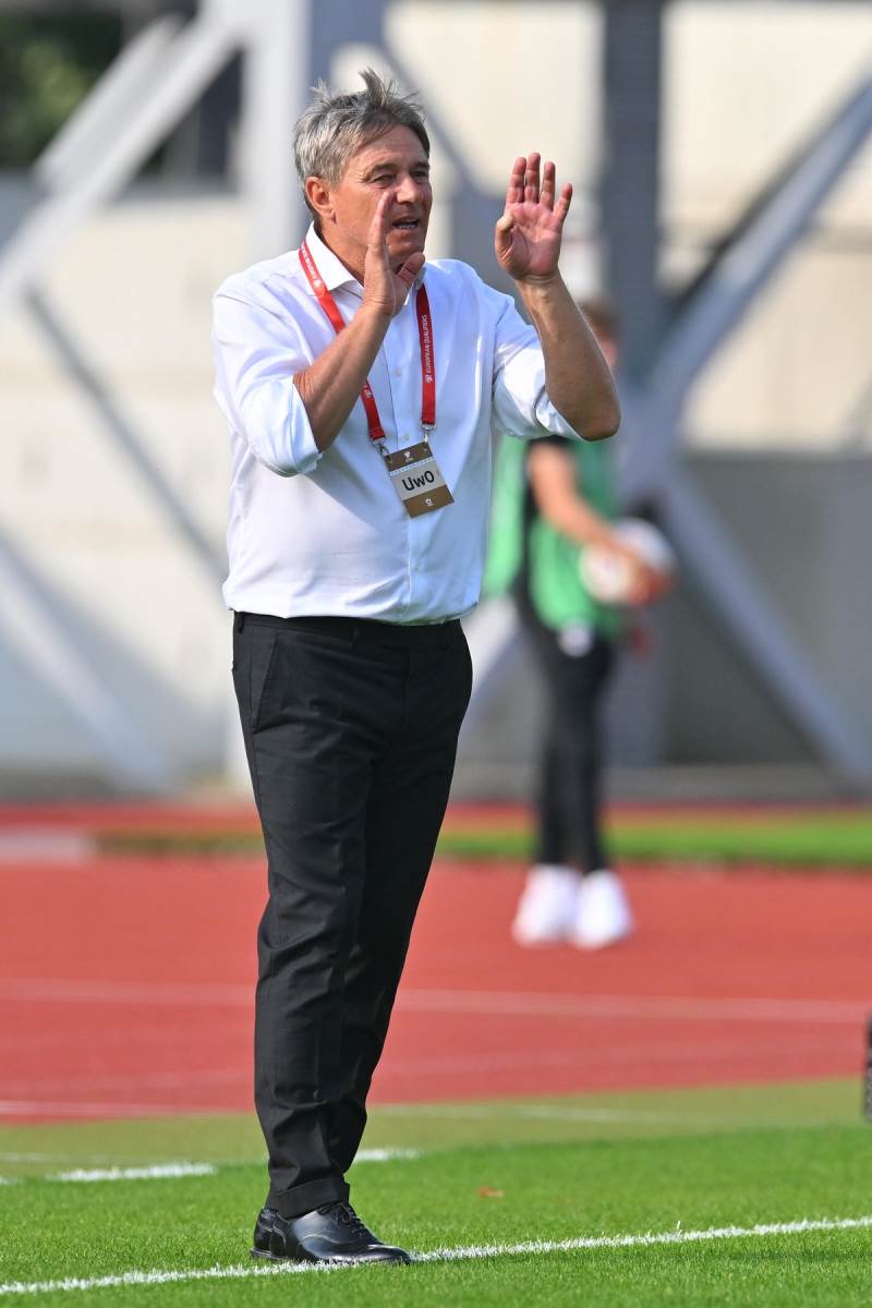 Dragan Stojković Piksi vodi Srbiju protiv Letonije