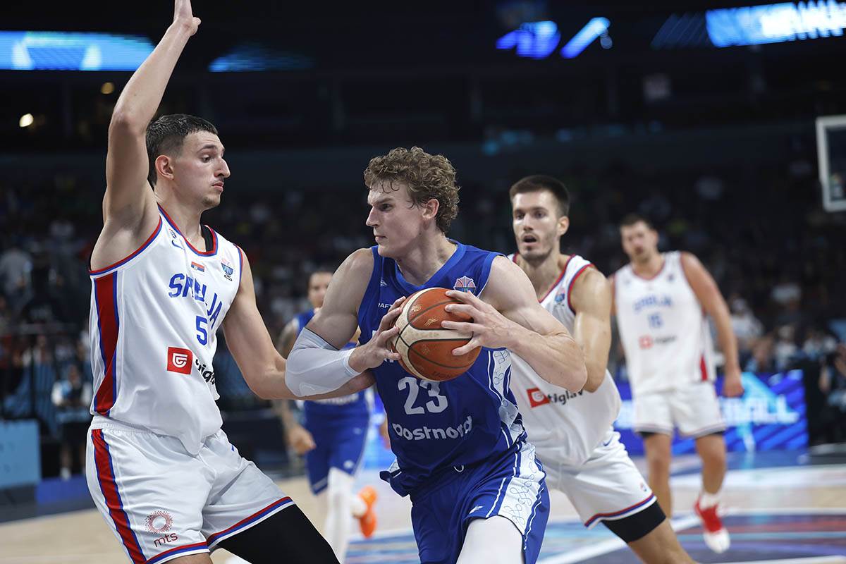 Srbija - Finska (35).jpg