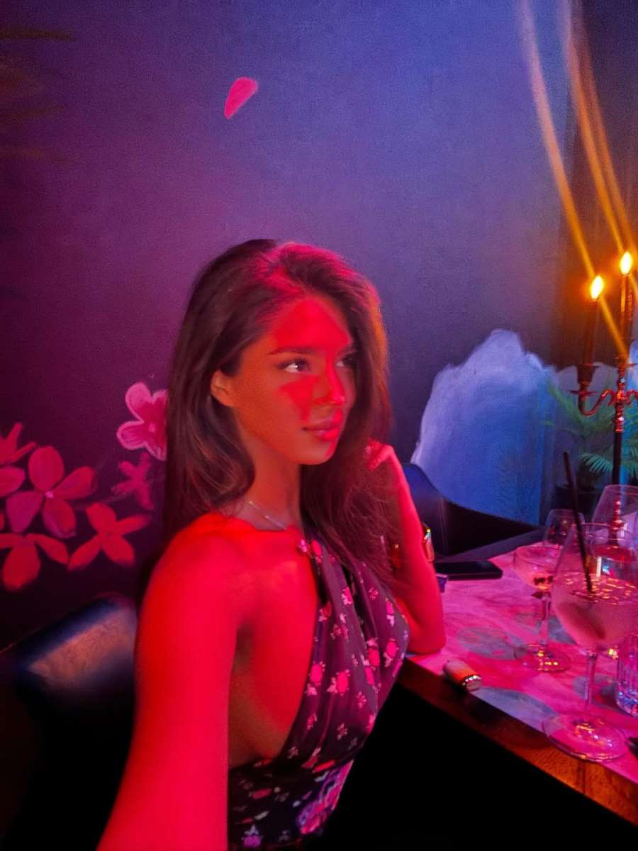 Đina Džinović na žurki inspirisanoj Bolivudom