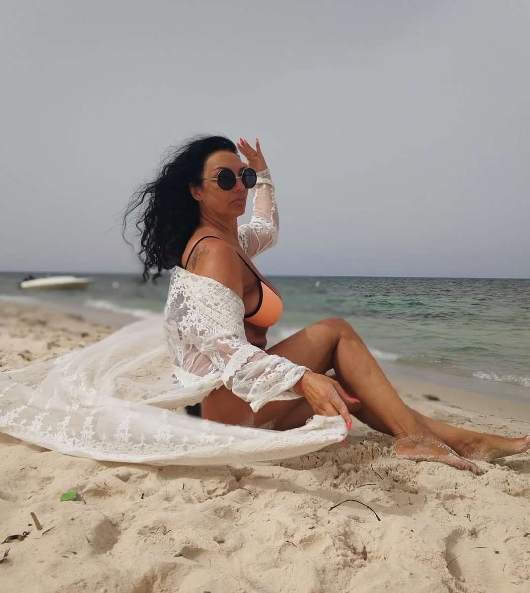 Nela Bijanić u kupaćem