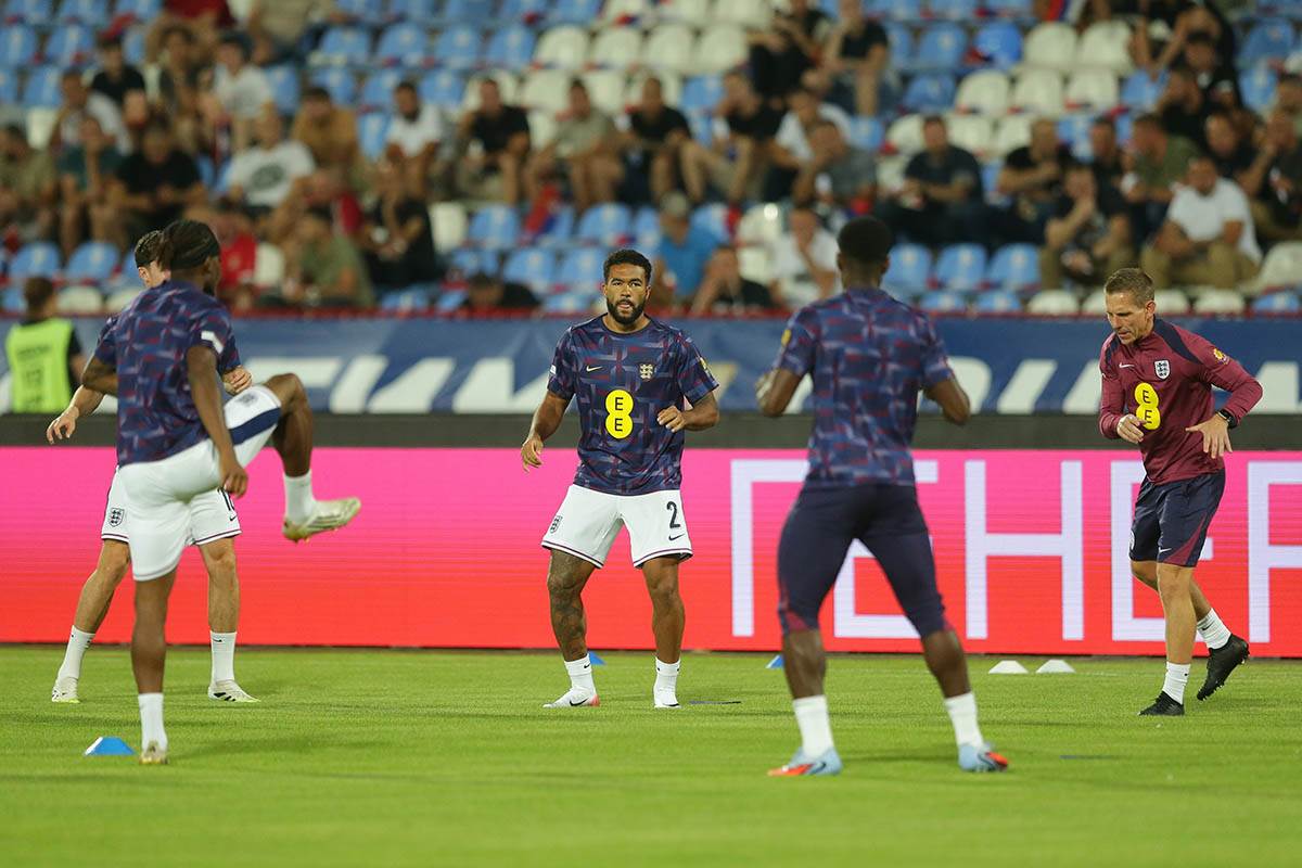 Ris Džejms na zagrevanju na Marakani