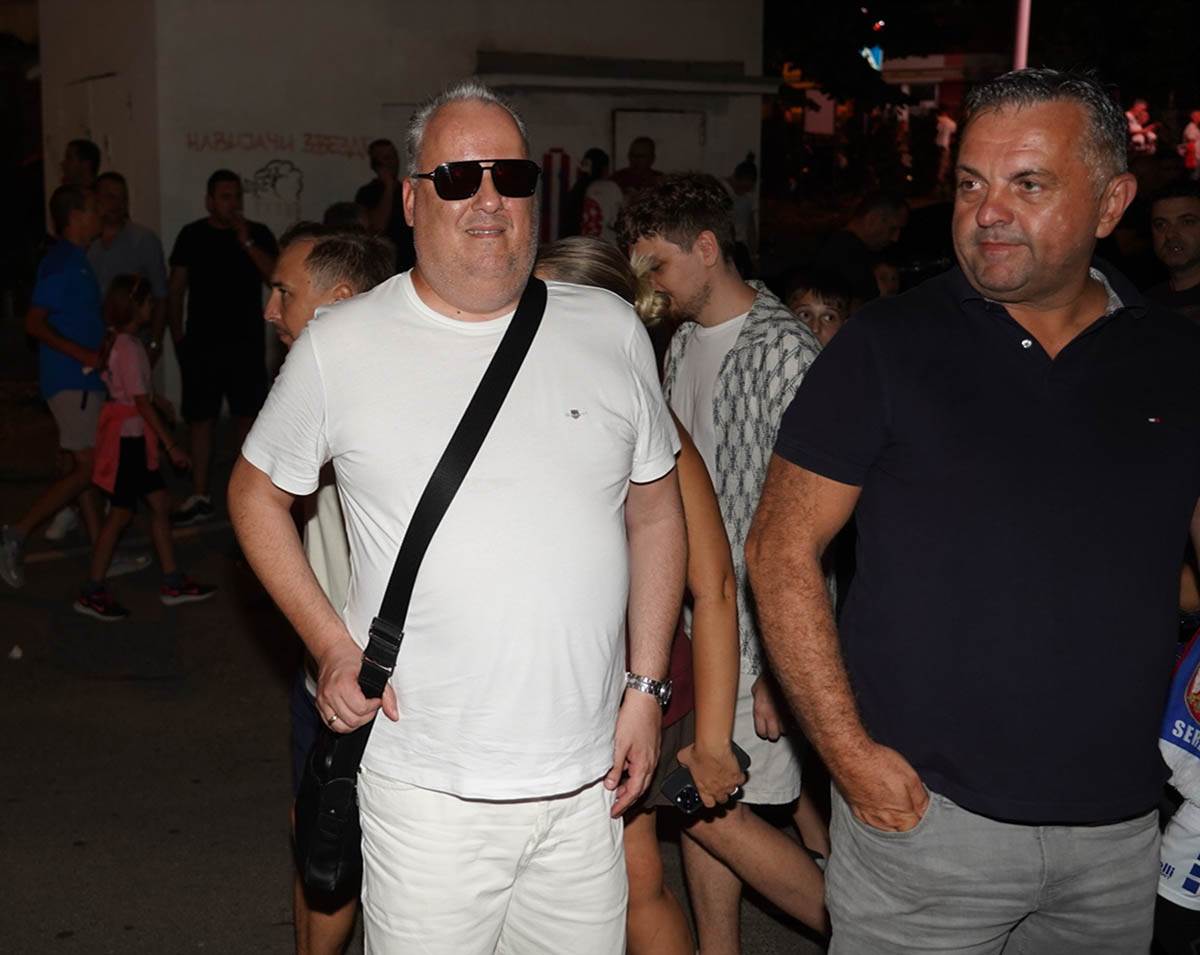 Dolazak poznatih licnosti na utakmicu Srbije i Engleske u kvalifikacijama za Svetsko prvenstvo. (4).jpg