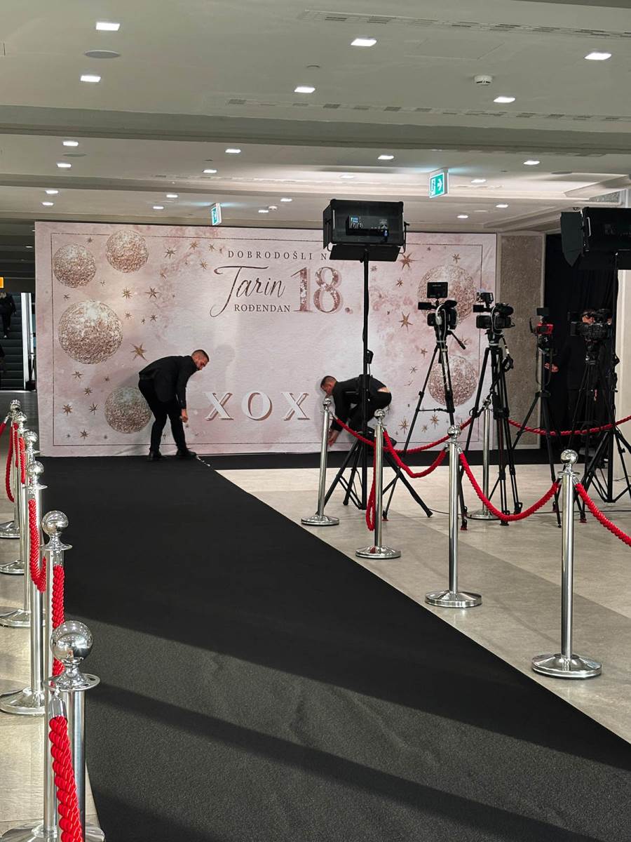 saša matić proslava punoletstva (5).jpg