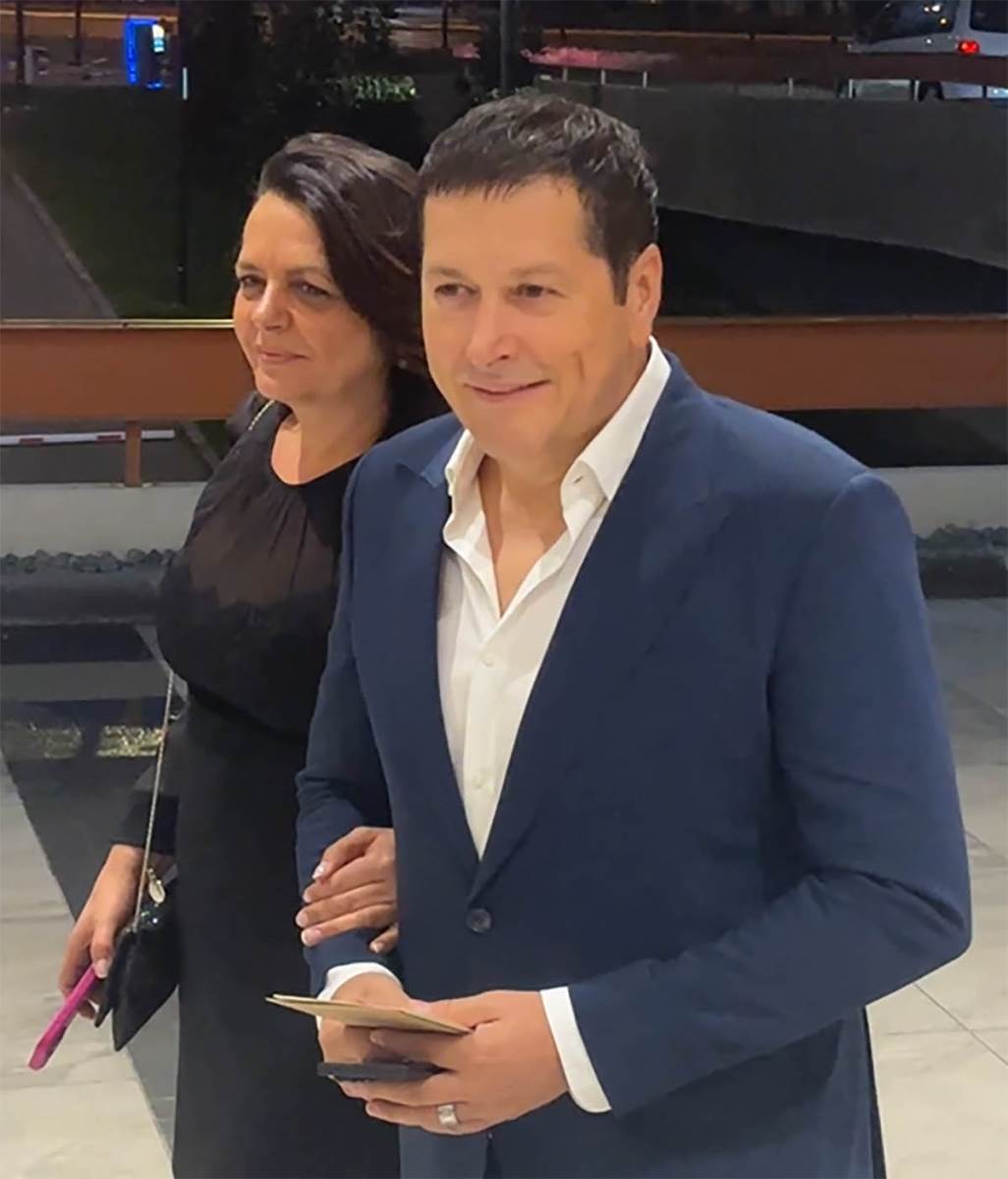 Aco Pejović sa ženom.jpg