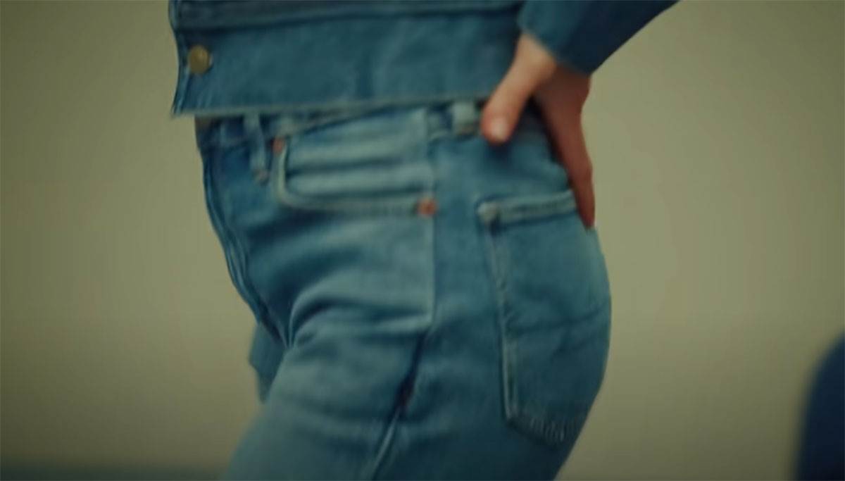 Sidni Svini reklama za džins (3).jpg