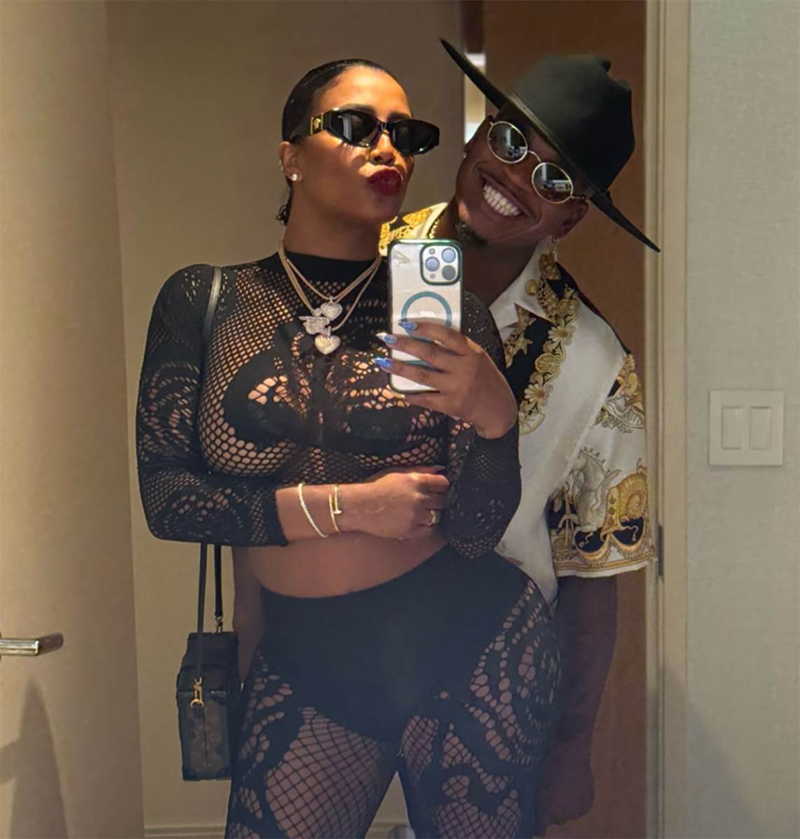 Ne Yo i devojke (2).jpg