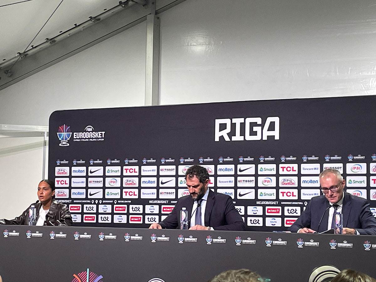 FIBA konferencija Garbahosa i Novak (4).jpg
