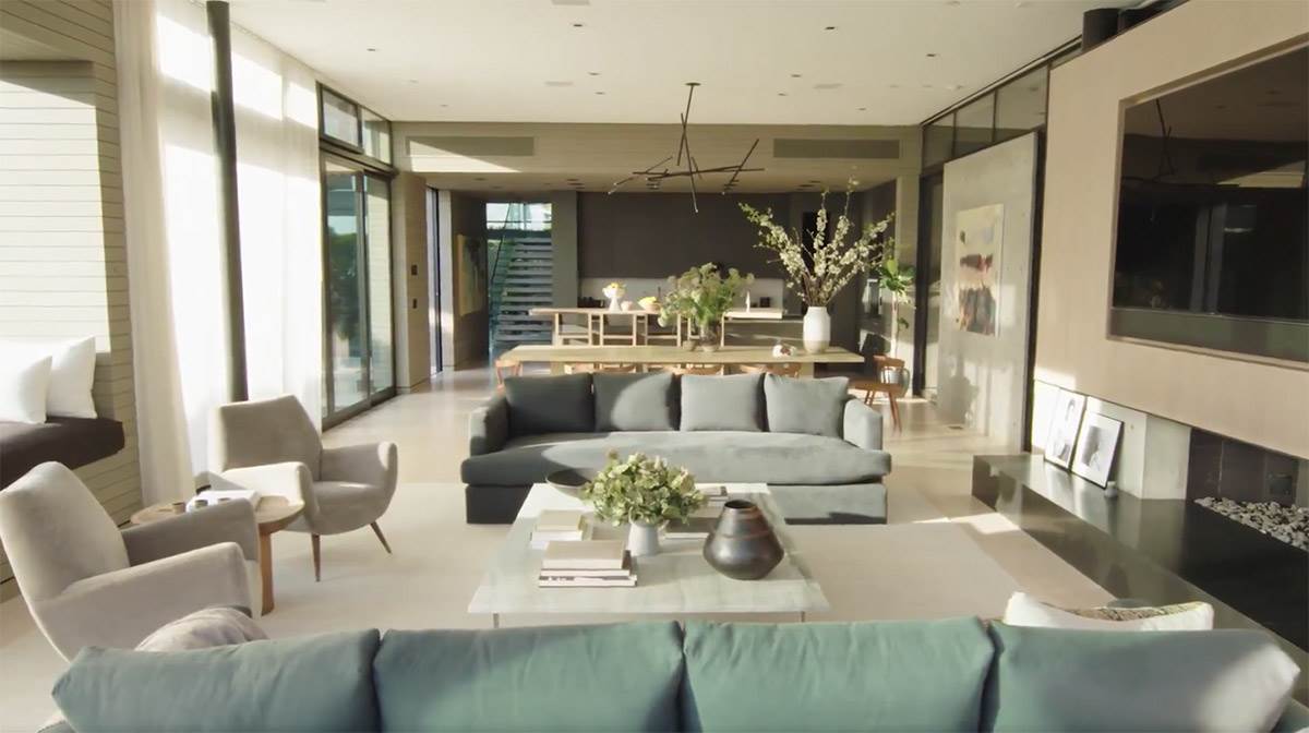 Kuća Luke Dončića u Los Anđelesu (1).jpg