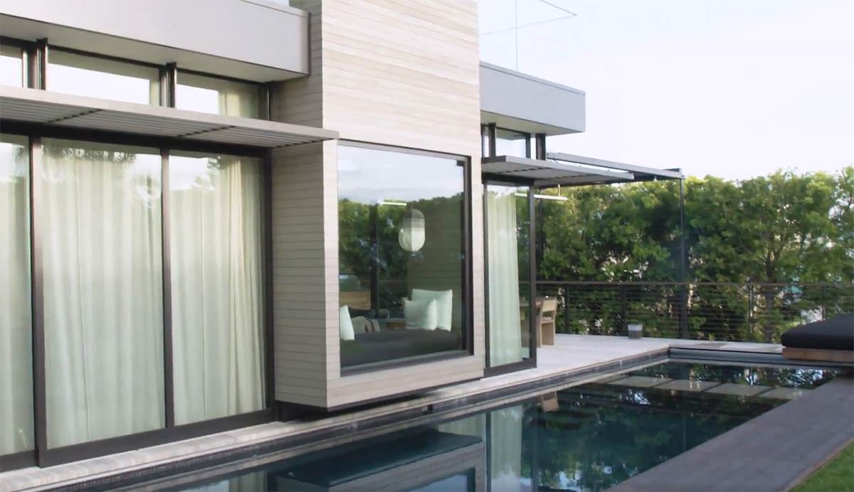 Kuća Luke Dončića u Los Anđelesu (3).jpg