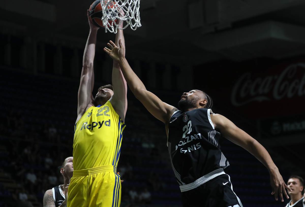 Partizan Makabi prijateljski meč