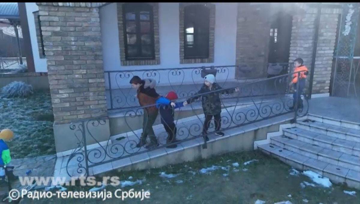 Đorđe i Emilija Ivanišević imaju sedam sinova (2).jpg