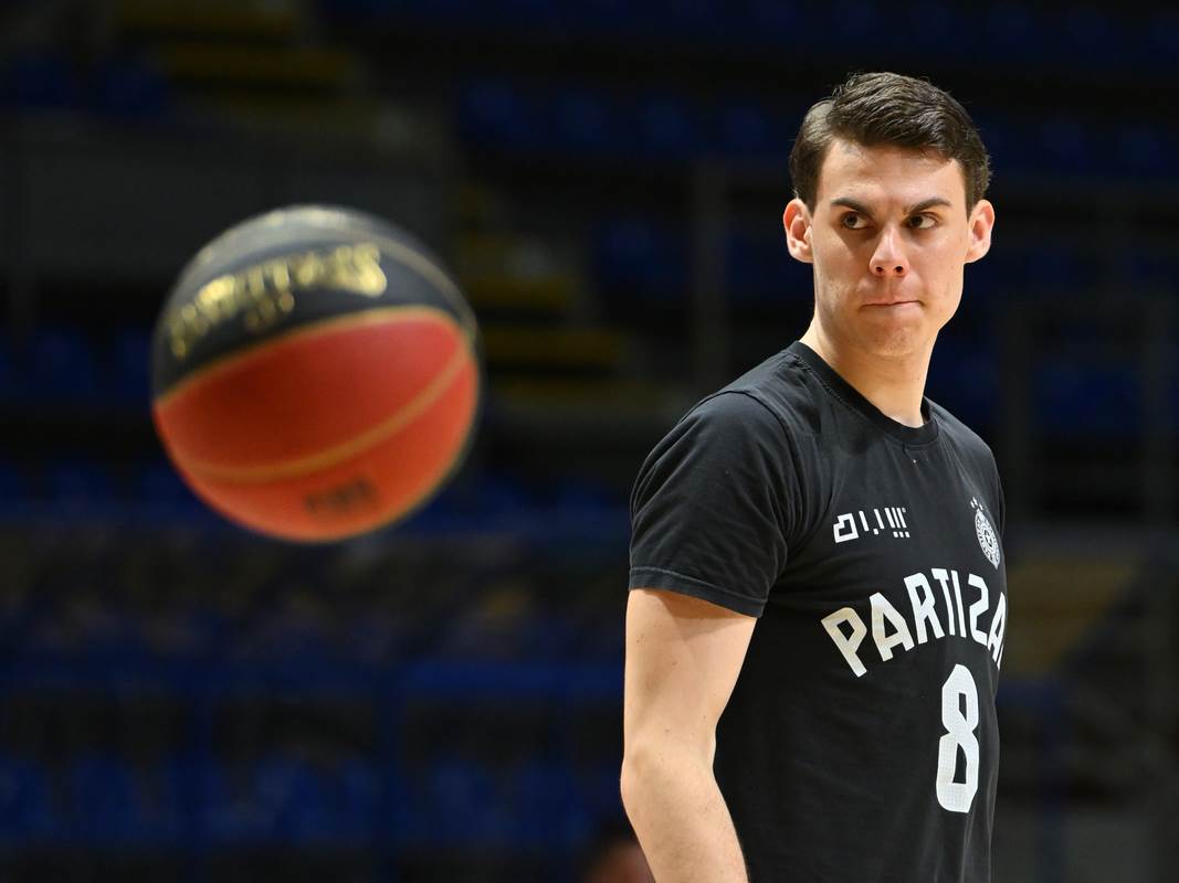 Košarkaš Partizana Mitar Bošnjaković.