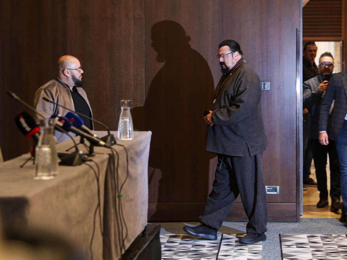 Stiven Sigal konferencija Order of the dragon 1.jpg